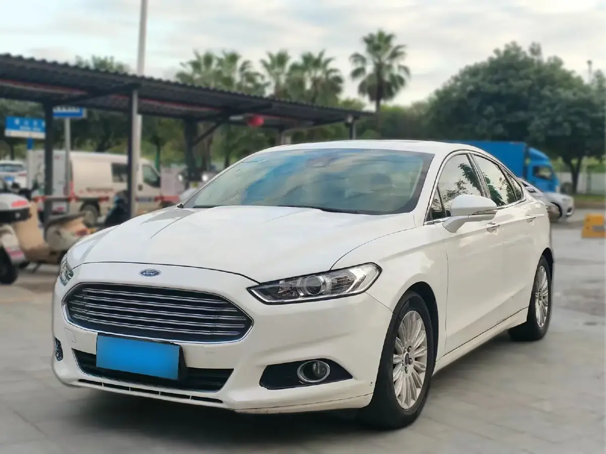 2013 Ford Mondeo 2.0T 203HP L4 6AT