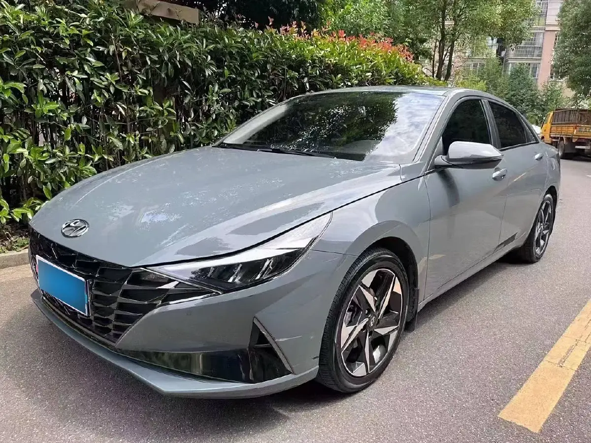 2021 Hyundai Elantra 1.5L 115HP L4 CVT