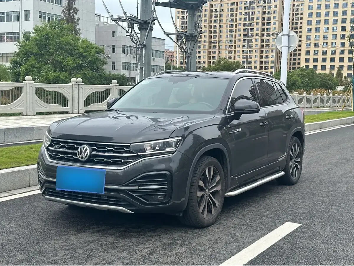 2020 Volkswagen Tayron 2.0T 220HP L4 7DCT