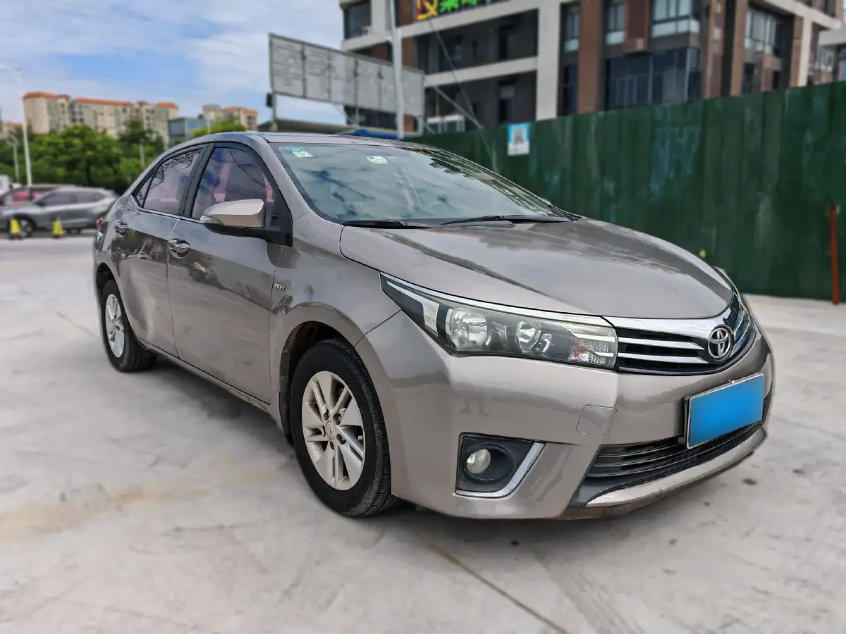 2014 Toyota Corolla 1.6L 122HP L4 CVT