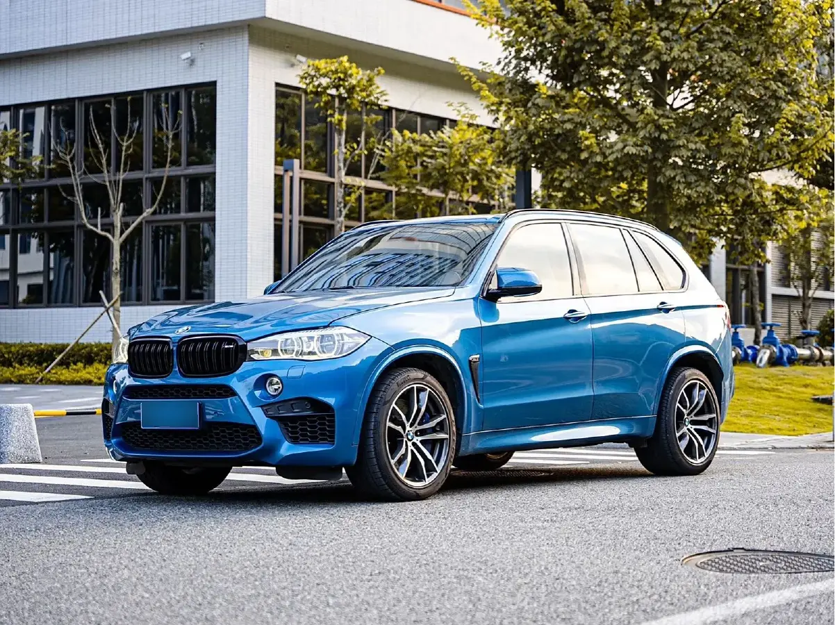 2015 BMW X5 M 4.4T 575HP V8 8AT