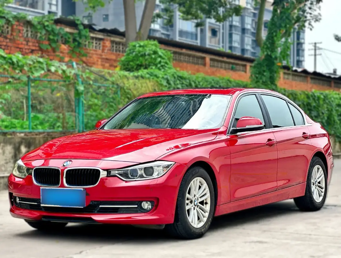 2015 BMW 3 Series 2.0T 184HP L4 8AT