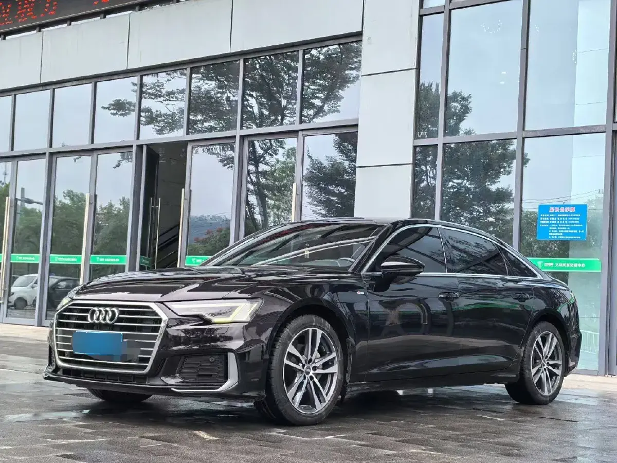 2019 Audi A6L 2.0T 190HP L4 7DCT