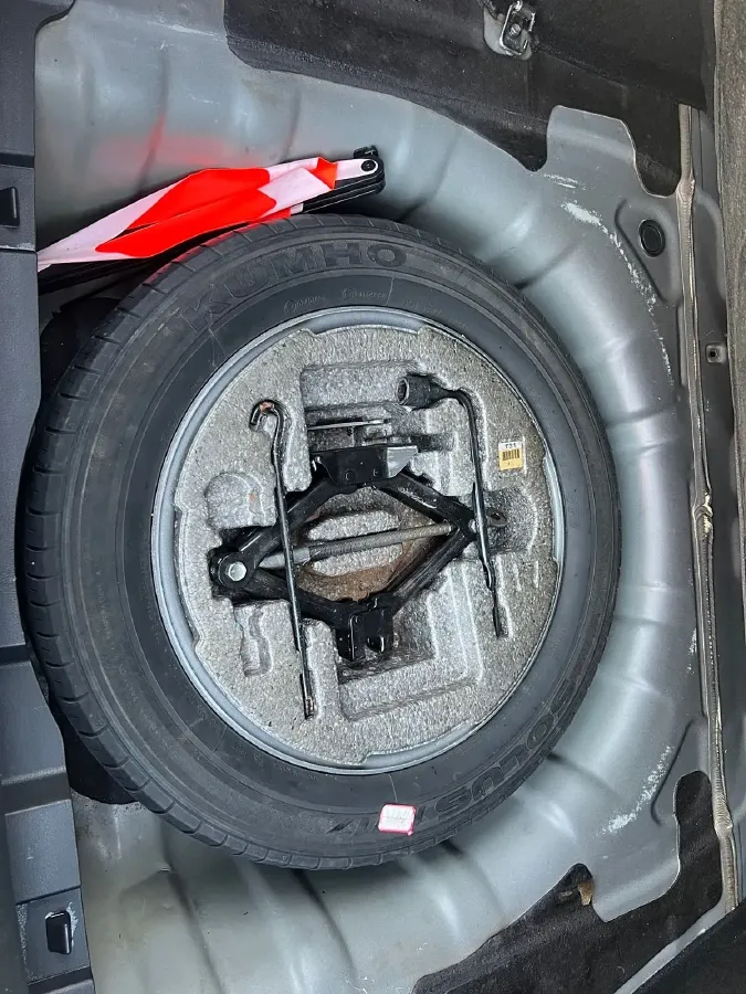 2011 Hyundai Azera 2.4L 180HP L4 6AT,autocango,china used car exporter,china ev exporter,chinese used car exporter,chinese used ev exporter