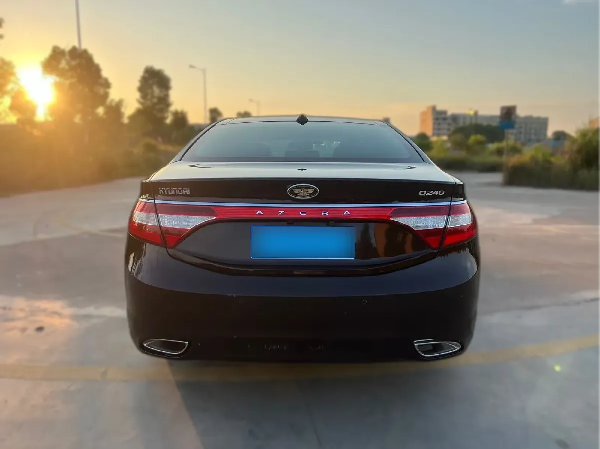 2011 Hyundai Azera 2.4L 180HP L4 6AT,autocango,china used car exporter,china ev exporter,chinese used car exporter,chinese used ev exporter