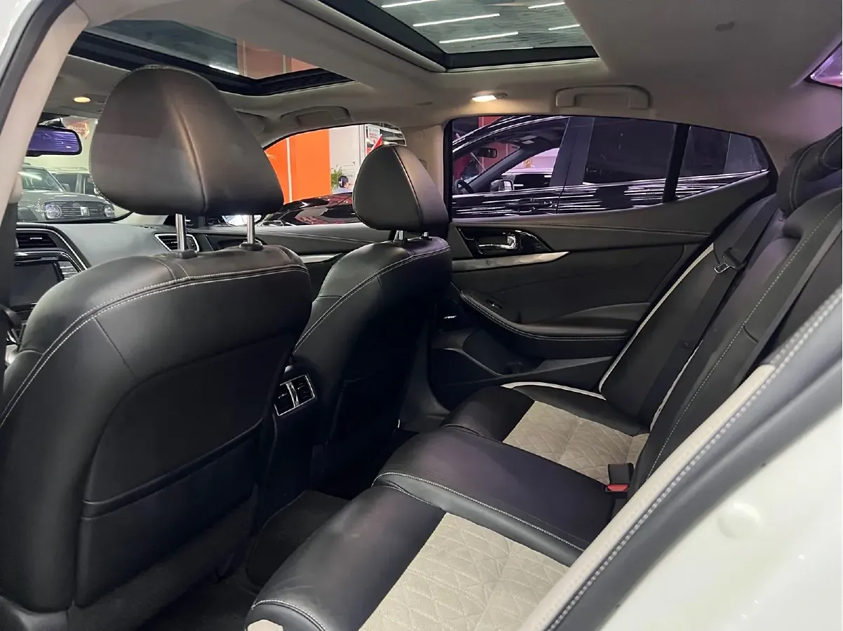 2016 Nissan Maxima 2.5L 186HP L4 CVT,autocango,china used car exporter,china ev exporter,chinese used car exporter,chinese used ev exporter