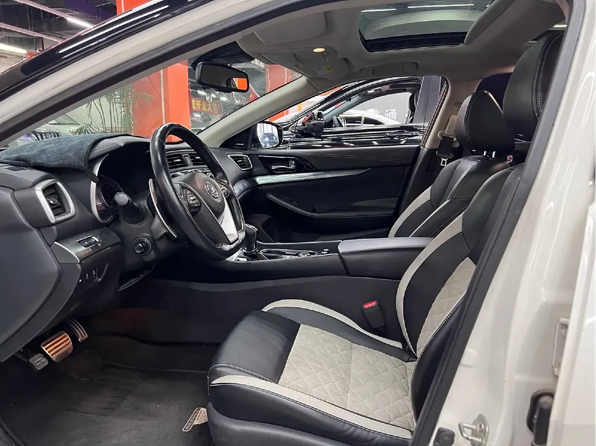 2016 Nissan Maxima 2.5L 186HP L4 CVT,autocango,china used car exporter,china ev exporter,chinese used car exporter,chinese used ev exporter