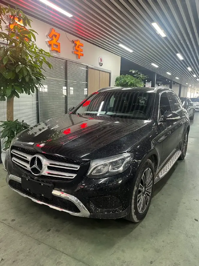 2016 Mercedes-Benz GLC Class 2.0T 211HP L4 9AT