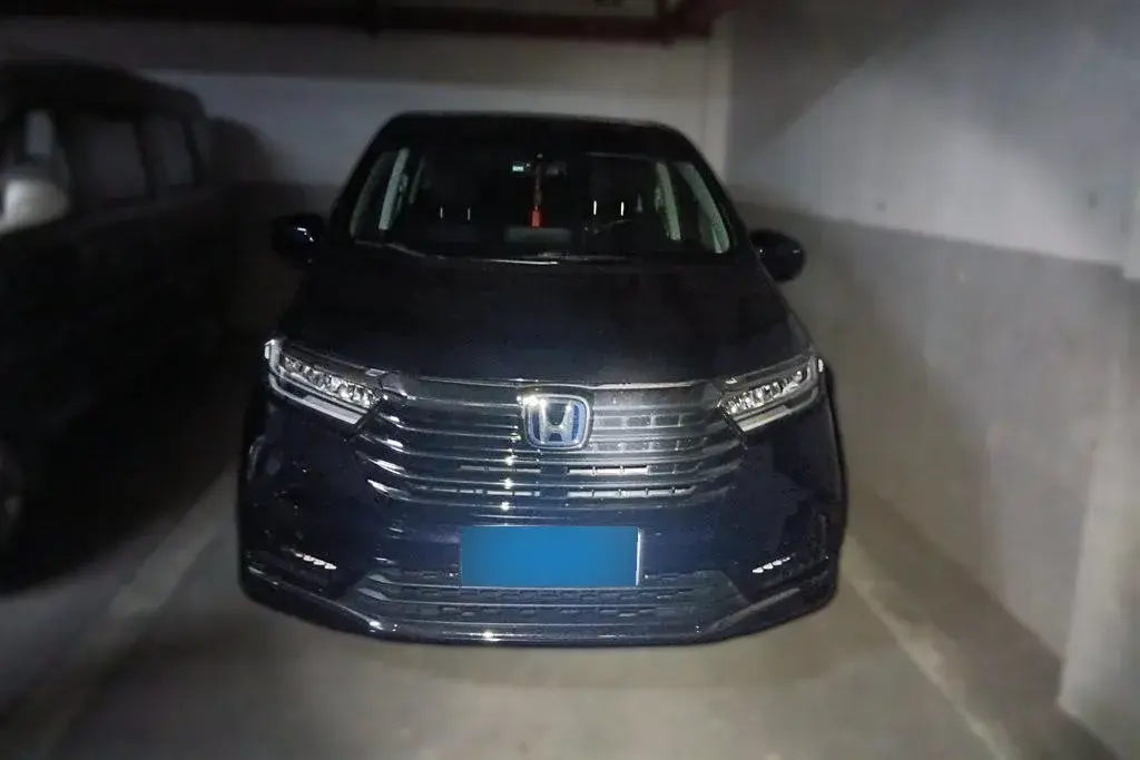 2022 Honda Odyssey 2.0L 146HP L4 E-CVT Hybrid