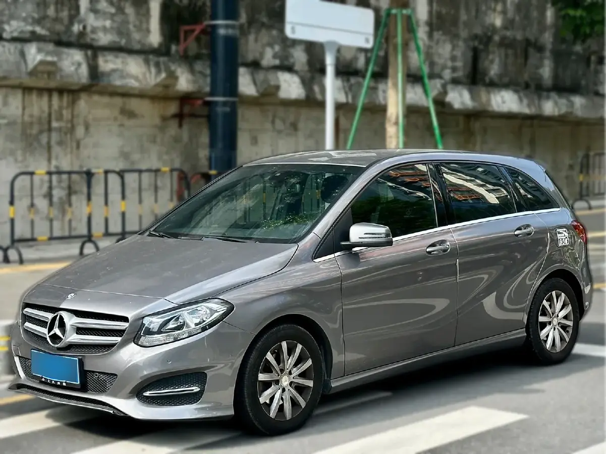 2017 Mercedes-Benz B Class 1.6T 122HP L4 7DCT