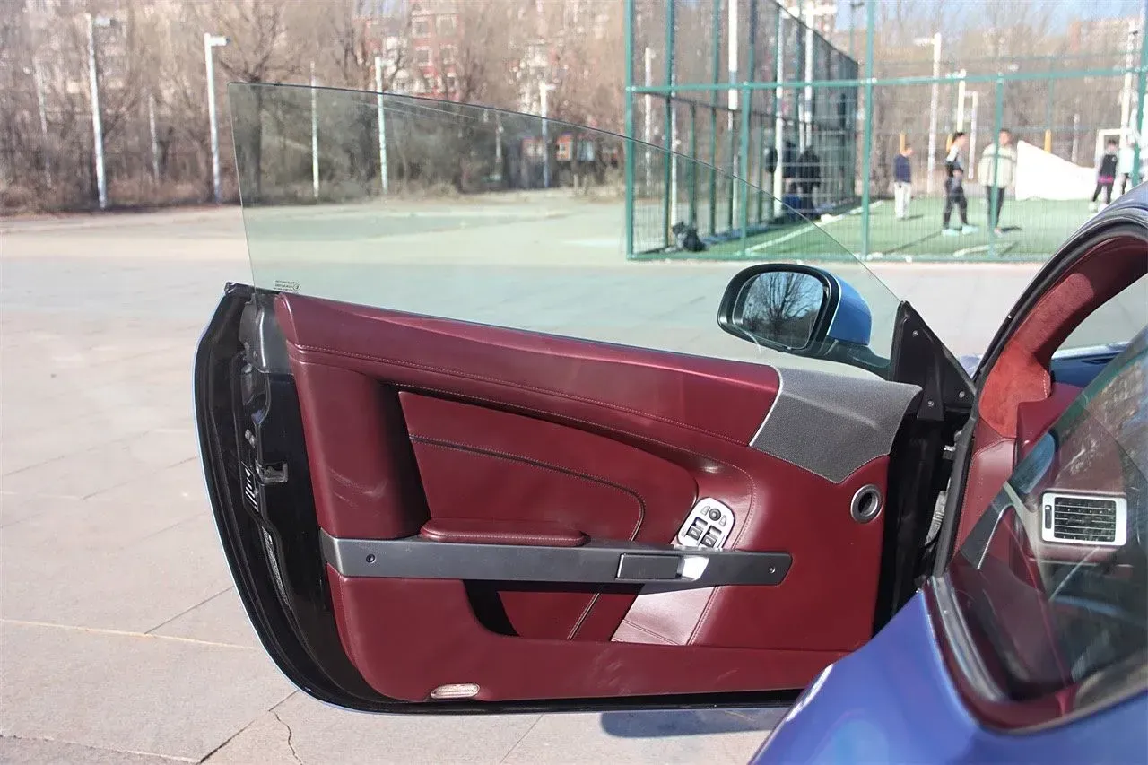 2013 Aston Martin DB9 6.0L 517HP V12 6AT,autocango,china used car exporter,china ev exporter,chinese used car exporter,chinese used ev exporter