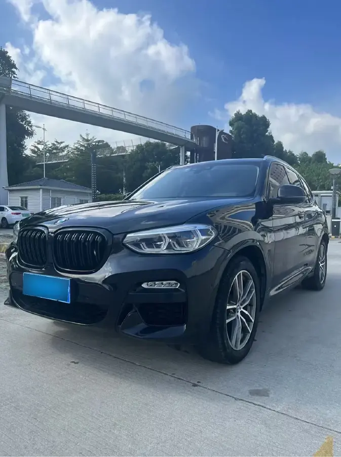 2018 BMW X3 2.0T 184HP L4 8AT