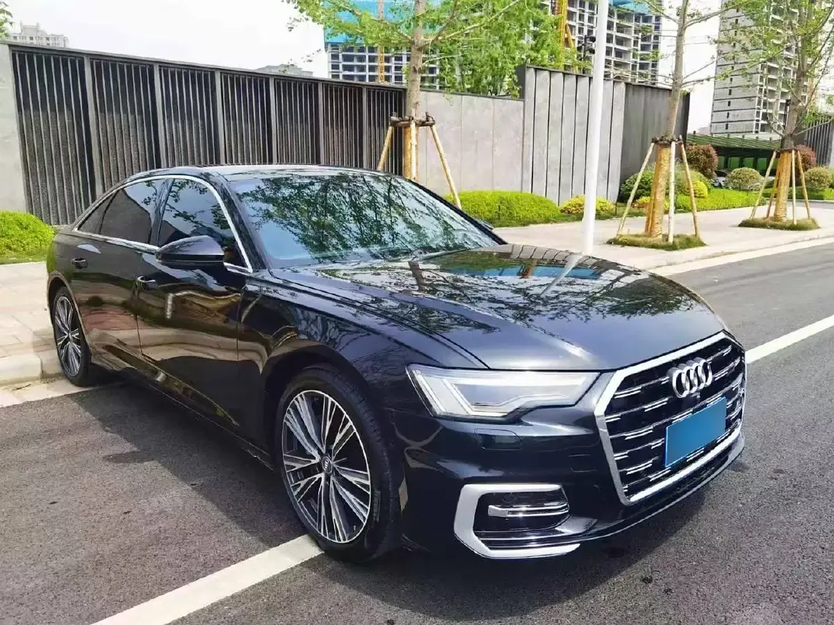 2021 Audi A6L 2.0T 224HP L4 7DCT