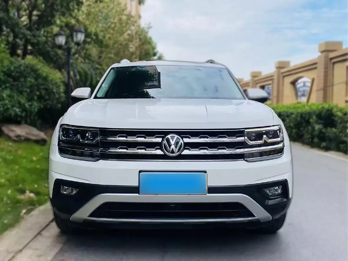 2020 Volkswagen Teramont 2.0T 220HP L4 7DCT