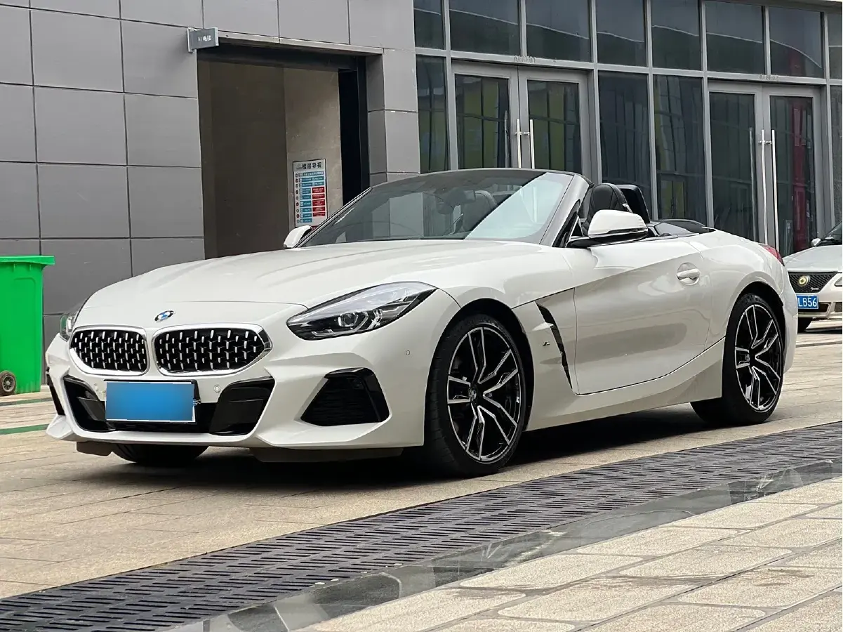2019 BMW Z4 2.0T 197HP L4 8AT