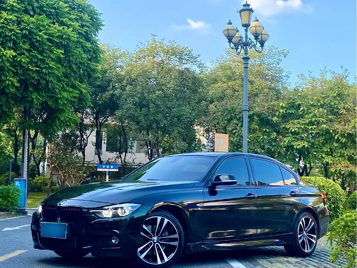 2019 BMW 3 Series 2.0T 184HP L4 8AT