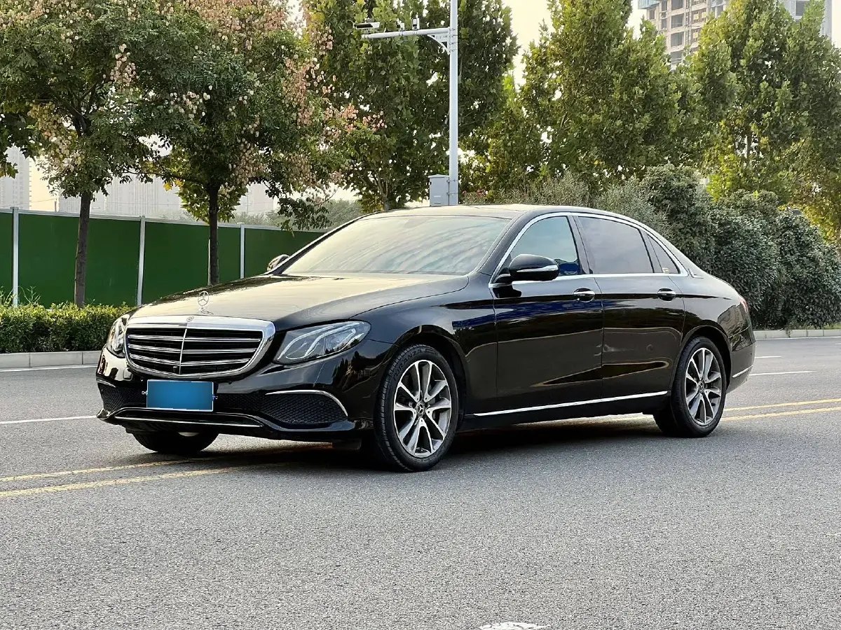 2018 Mercedes-Benz E Class 2.0T 245HP L4 9AT