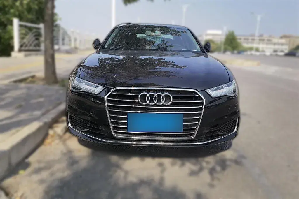 2018 Audi A6L 1.8T 190HP L4 7DCT