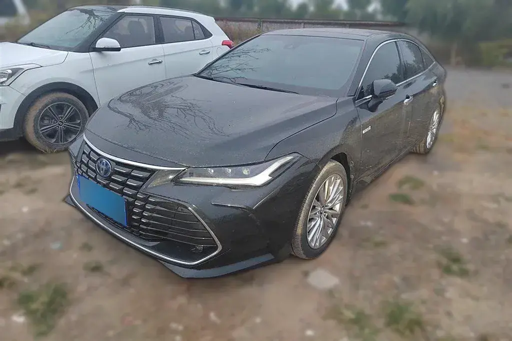 2022 Toyota Avalon 2.5L 178HP L4 E-CVT Hybrid
