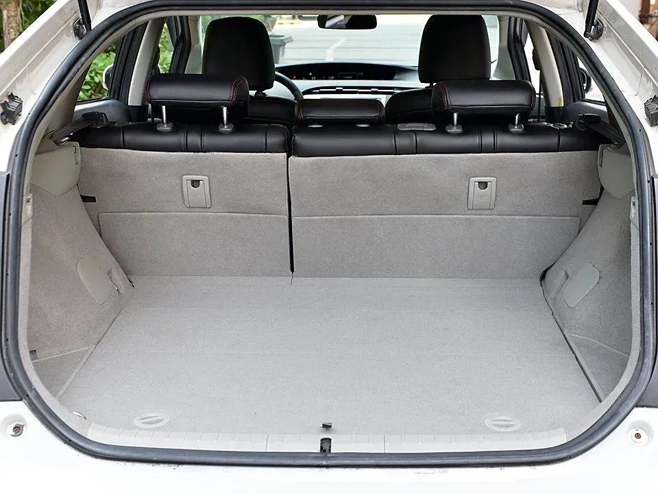 2012 Toyota Prius 1.8L 99HP L4 E-CVT Hybrid,autocango,china used car exporter,china ev exporter,chinese used car exporter,chinese used ev exporter