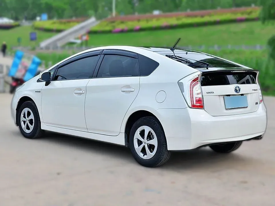 2012 Toyota Prius 1.8L 99HP L4 E-CVT Hybrid,autocango,china used car exporter,china ev exporter,chinese used car exporter,chinese used ev exporter