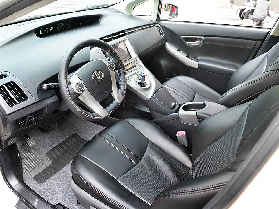 2012 Toyota Prius 1.8L 99HP L4 E-CVT Hybrid,autocango,china used car exporter,china ev exporter,chinese used car exporter,chinese used ev exporter