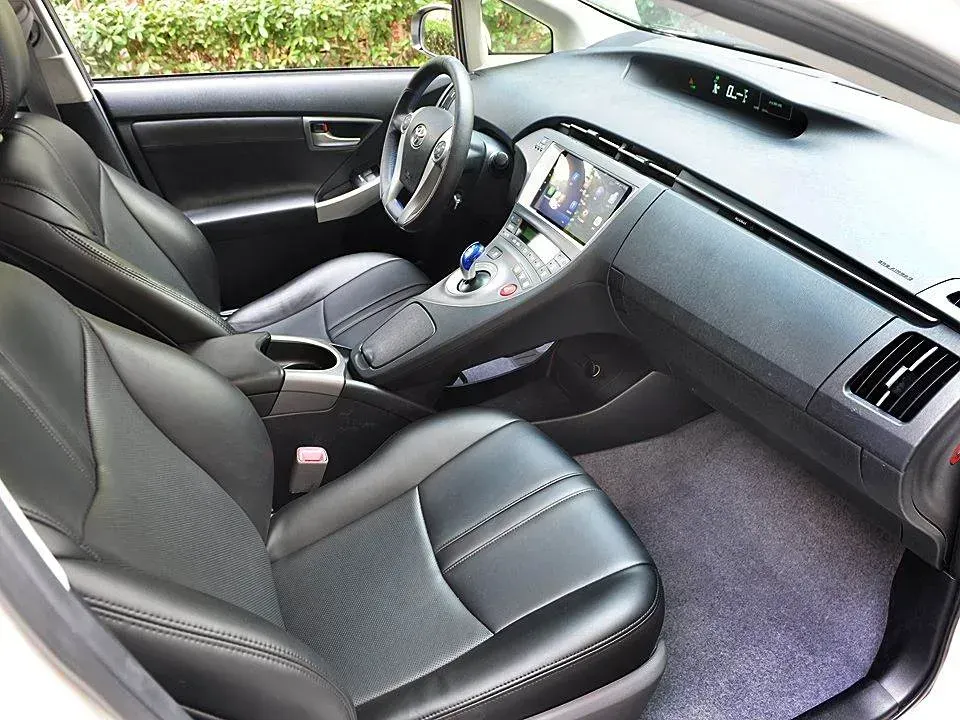 2012 Toyota Prius 1.8L 99HP L4 E-CVT Hybrid,autocango,china used car exporter,china ev exporter,chinese used car exporter,chinese used ev exporter