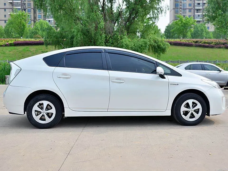 2012 Toyota Prius 1.8L 99HP L4 E-CVT Hybrid,autocango,china used car exporter,china ev exporter,chinese used car exporter,chinese used ev exporter