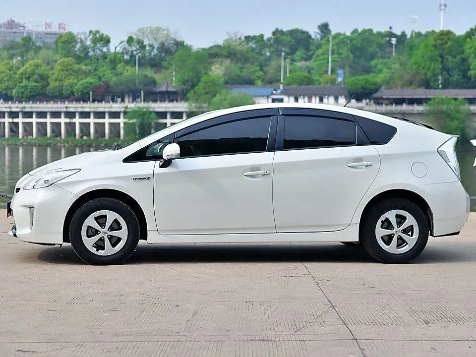 2012 Toyota Prius 1.8L 99HP L4 E-CVT Hybrid,autocango,china used car exporter,china ev exporter,chinese used car exporter,chinese used ev exporter