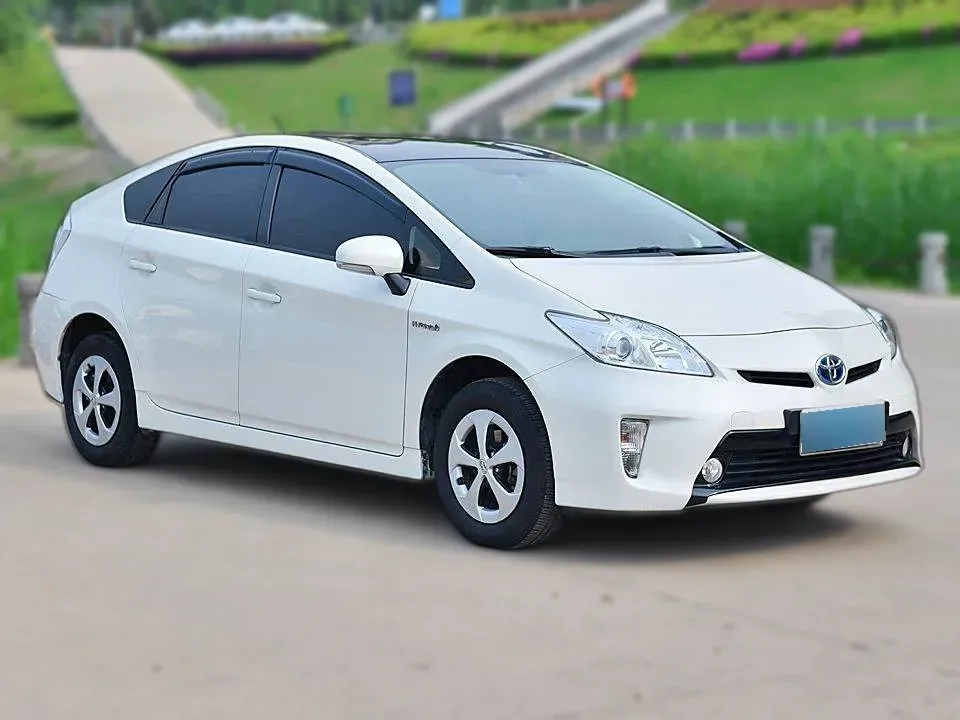 2012 Toyota Prius 1.8L 99HP L4 E-CVT Hybrid,autocango,china used car exporter,china ev exporter,chinese used car exporter,chinese used ev exporter