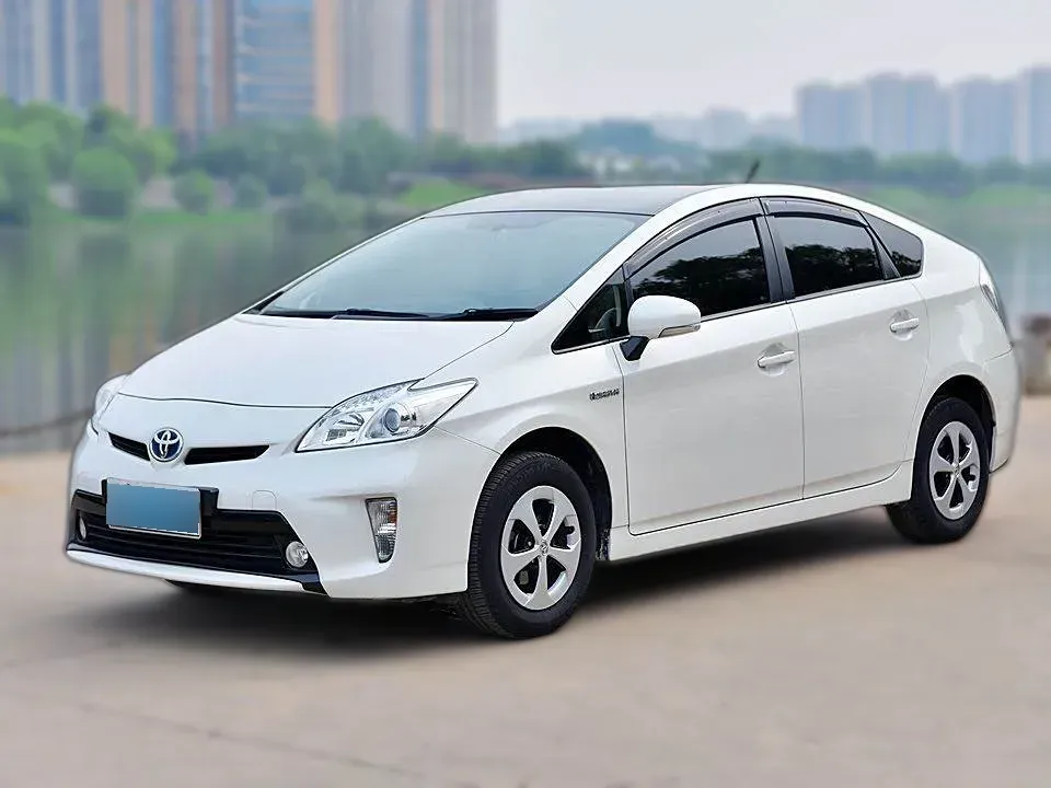 2012 Toyota Prius 1.8L 99HP L4 E-CVT Hybrid,autocango,china used car exporter,china ev exporter,chinese used car exporter,chinese used ev exporter