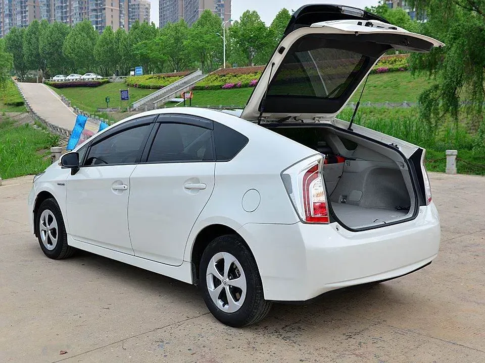 2012 Toyota Prius 1.8L 99HP L4 E-CVT Hybrid,autocango,china used car exporter,china ev exporter,chinese used car exporter,chinese used ev exporter