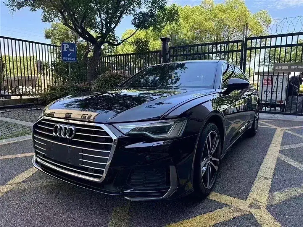 2020 Audi A6L 2.0T 190HP L4 7DCT