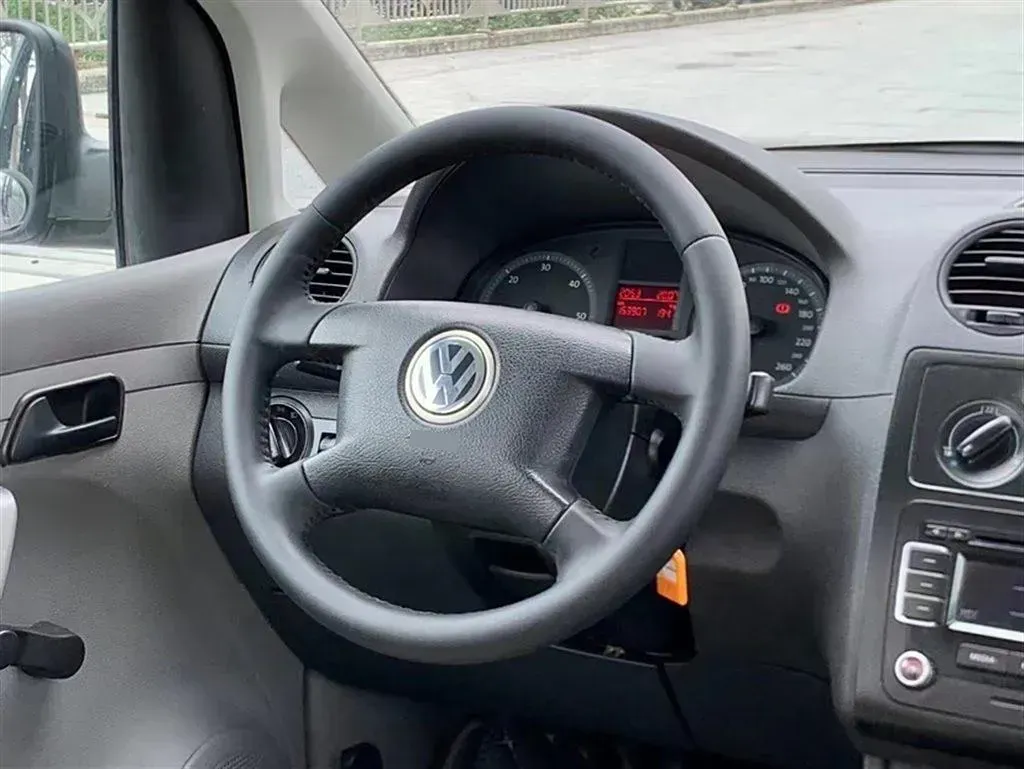 2005 Volkswagen Caddy 2.0L 69HP L4 5MT,autocango,china used car exporter,china ev exporter,chinese used car exporter,chinese used ev exporter