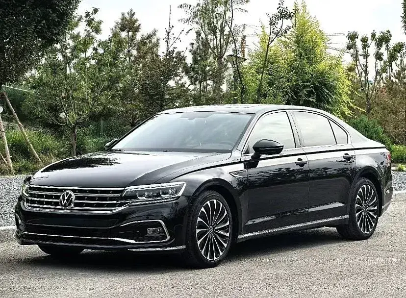 2021 Volkswagen Phideon 2.0T 224HP L4 7DCT