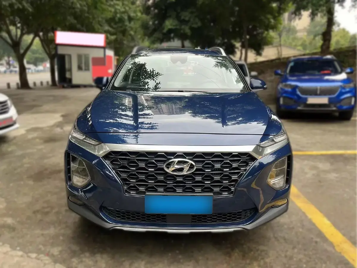 2019 Hyundai Santafe 2.0T 240HP L4 8AT