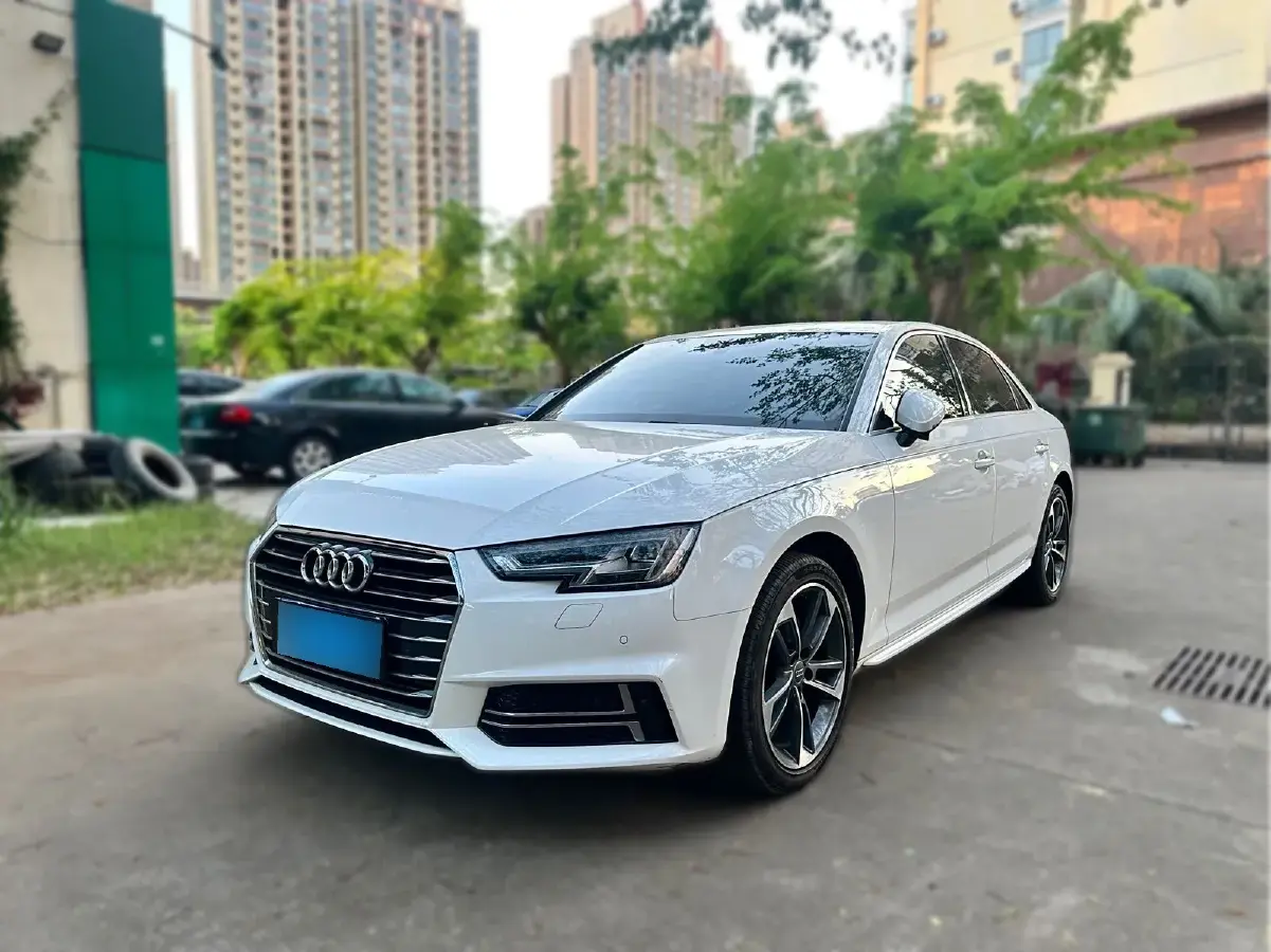 2019 Audi A4L 2.0T 190HP L4 7DCT