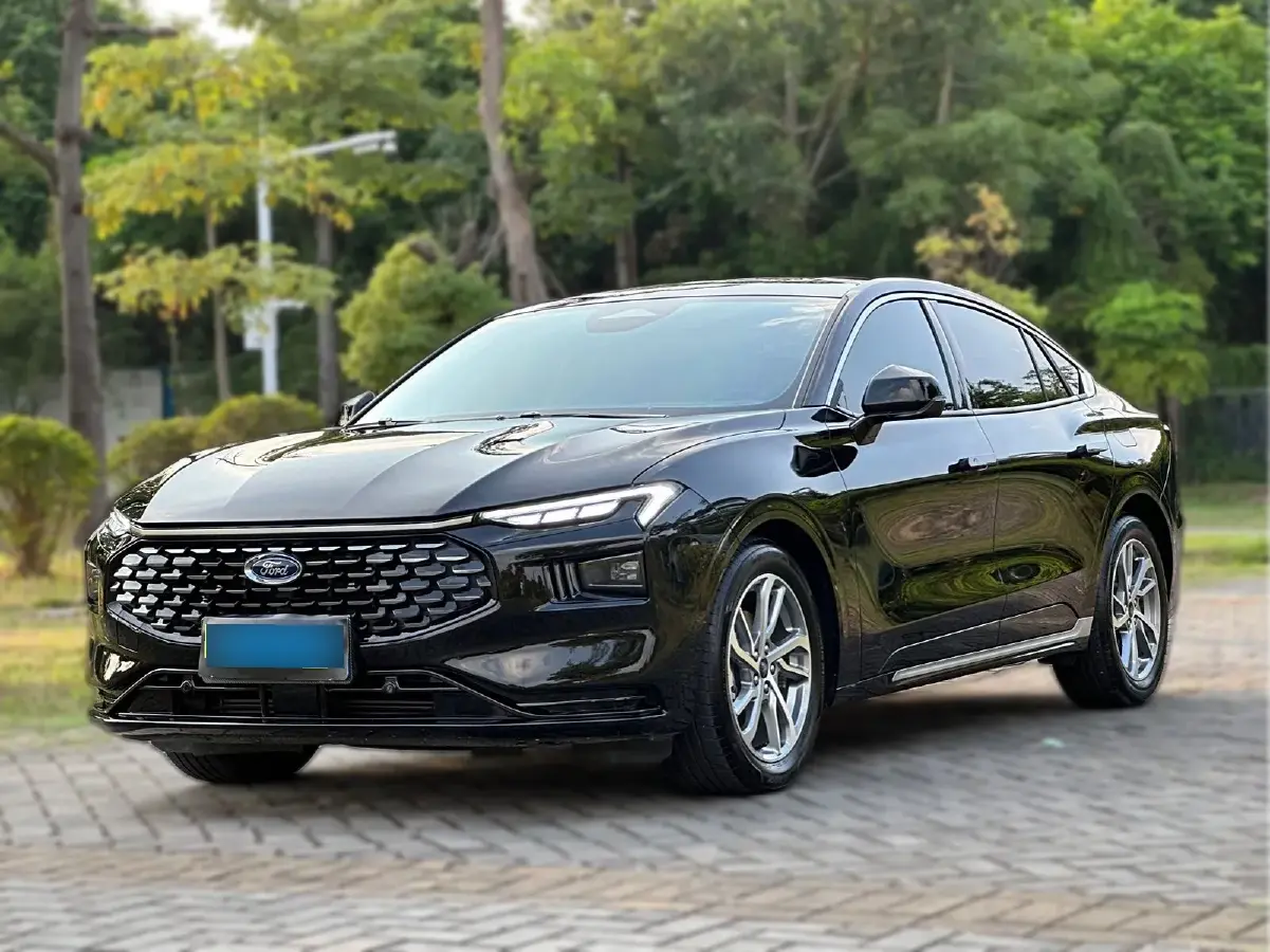 2023 Ford Mondeo 2.0T 254HP L4 8AT