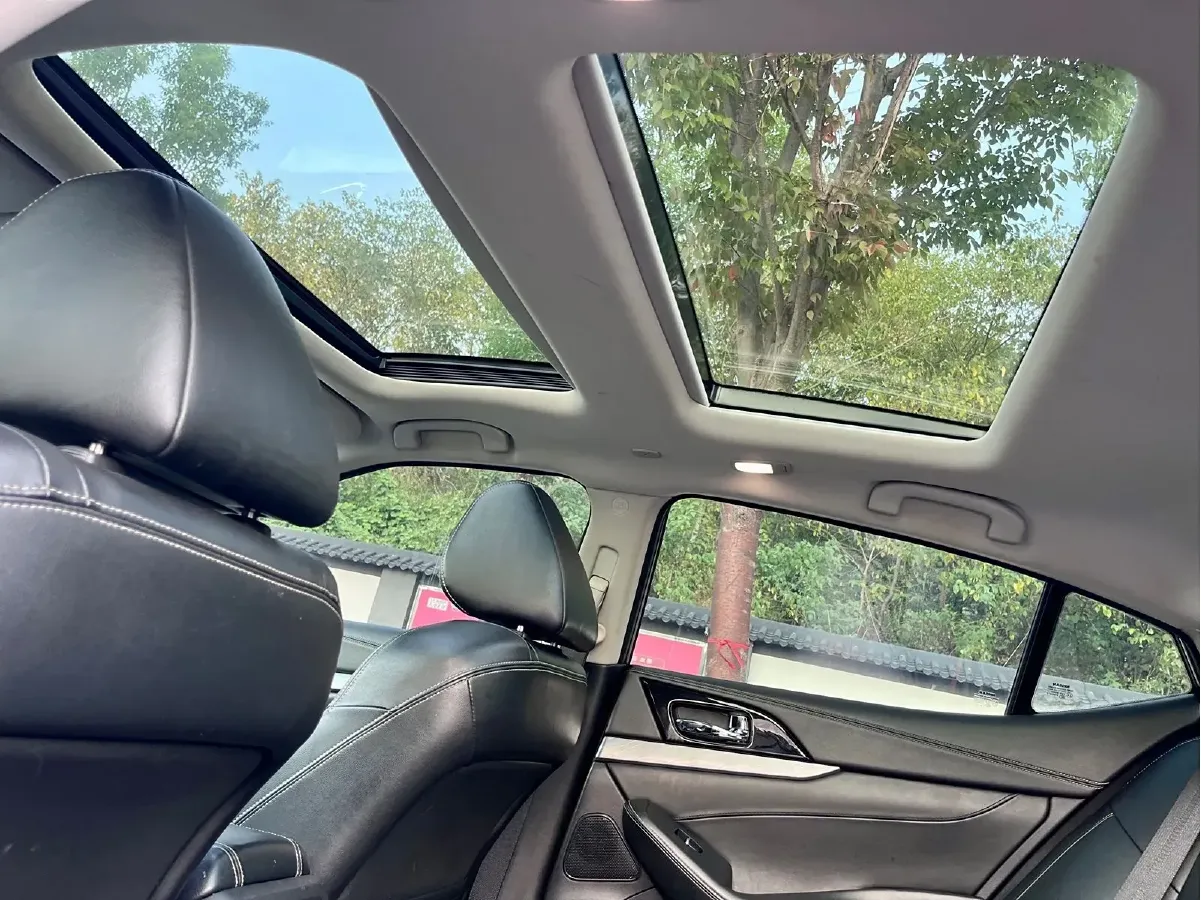 2016 Nissan Maxima 2.5L 186HP L4 CVT,autocango,china used car exporter,china ev exporter,chinese used car exporter,chinese used ev exporter