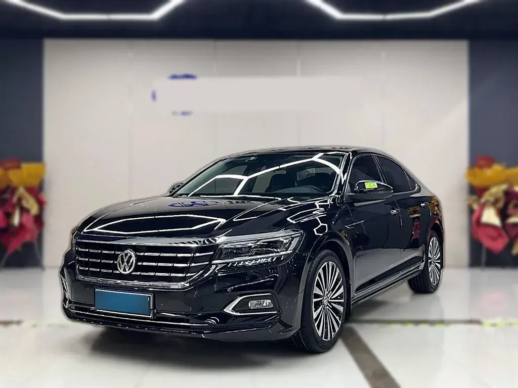 2020 Volkswagen Passat 2.0T 186HP L4 7DCT