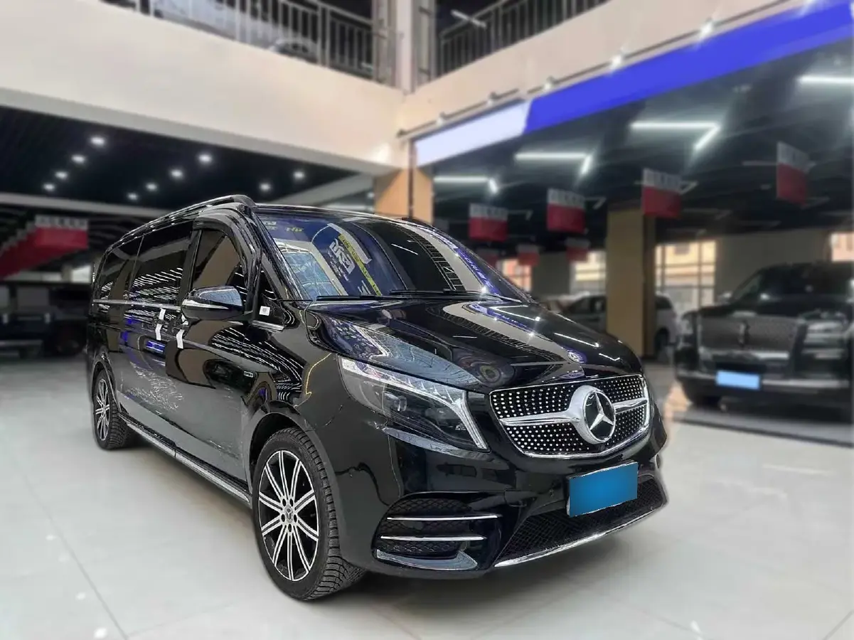 2022 Mercedes-Benz V Class 2.0T 211HP L4 9AT