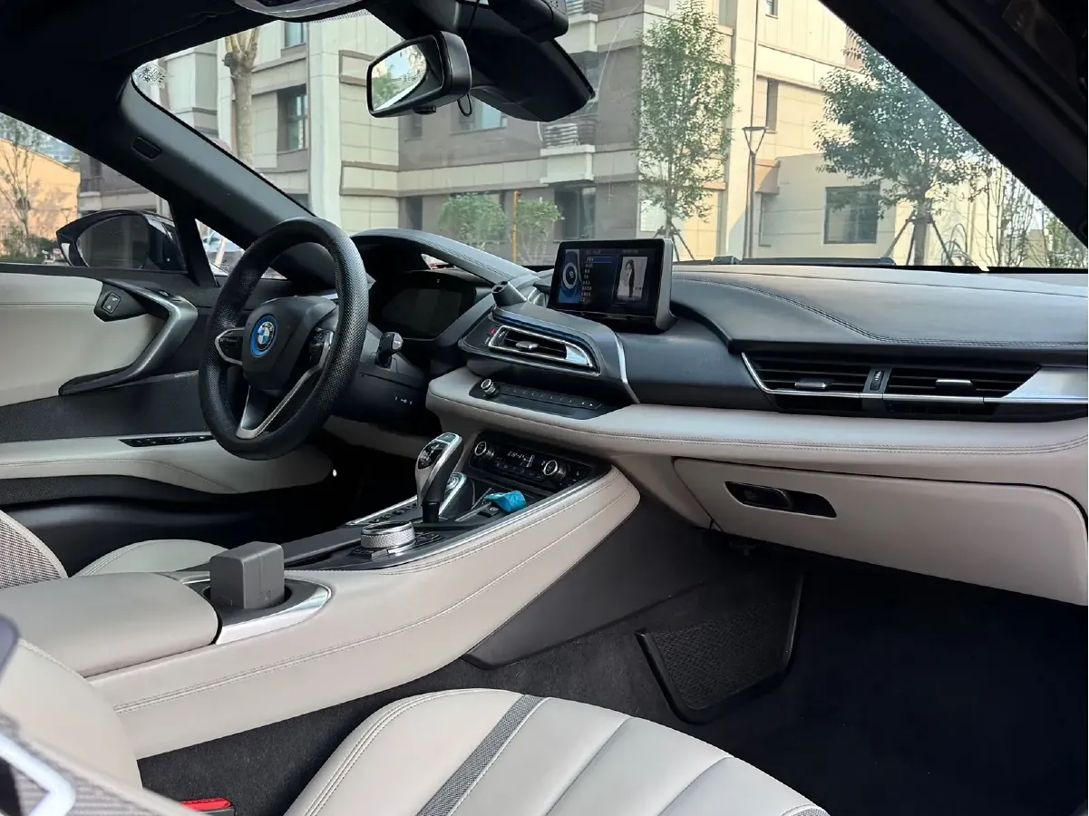 2016 BMW i8 1.5T 231HP L3 6AT PHEV 7.1KWH,autocango,china used car exporter,china ev exporter,chinese used car exporter,chinese used ev exporter