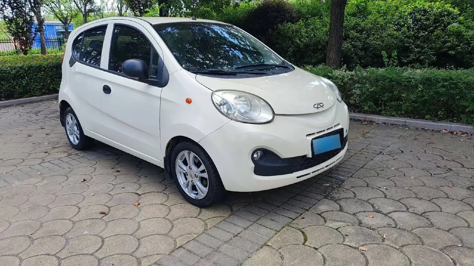 2013 Chery QQ 1.0L 69HP L3 5MT