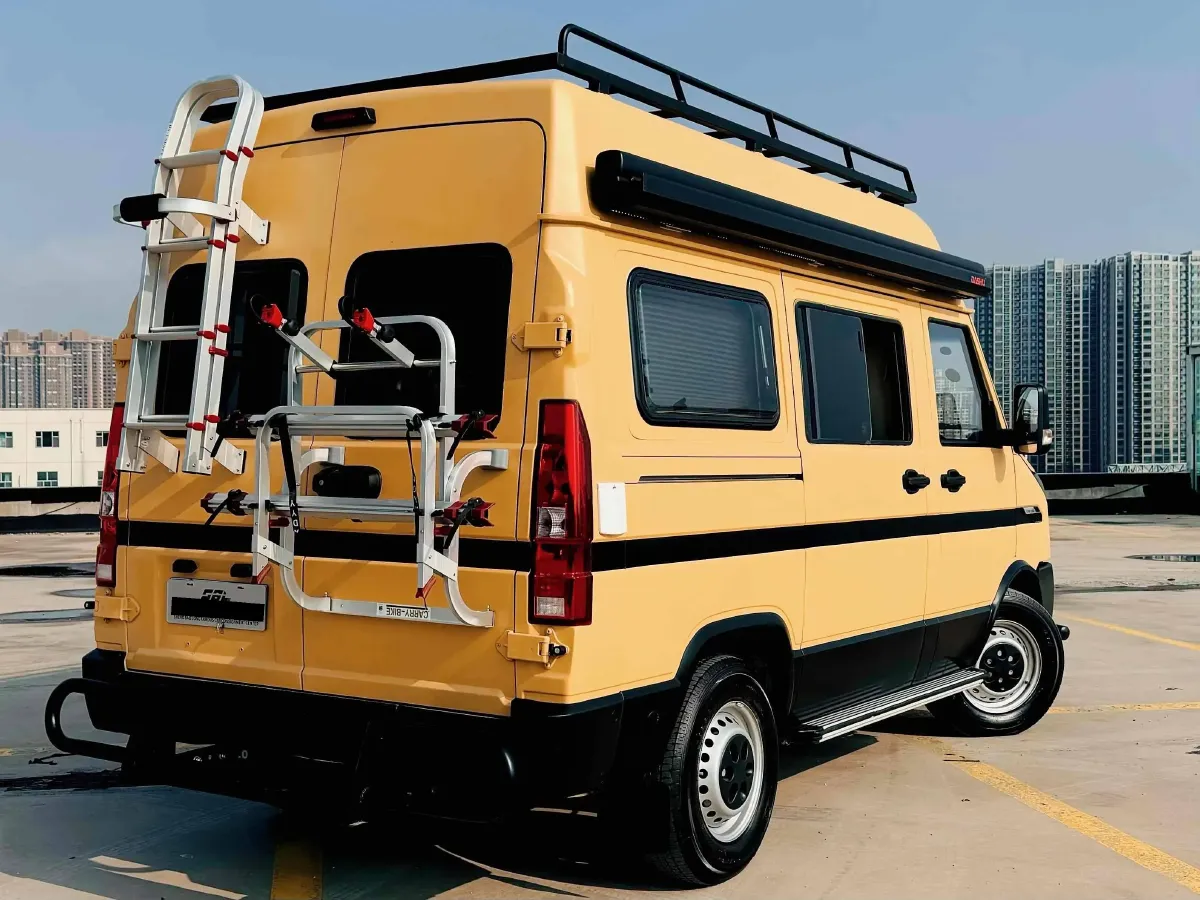 2023 Iveco DeYi 2.5T 122HP L4 6AT,autocango,china used car exporter,china ev exporter,chinese used car exporter,chinese used ev exporter