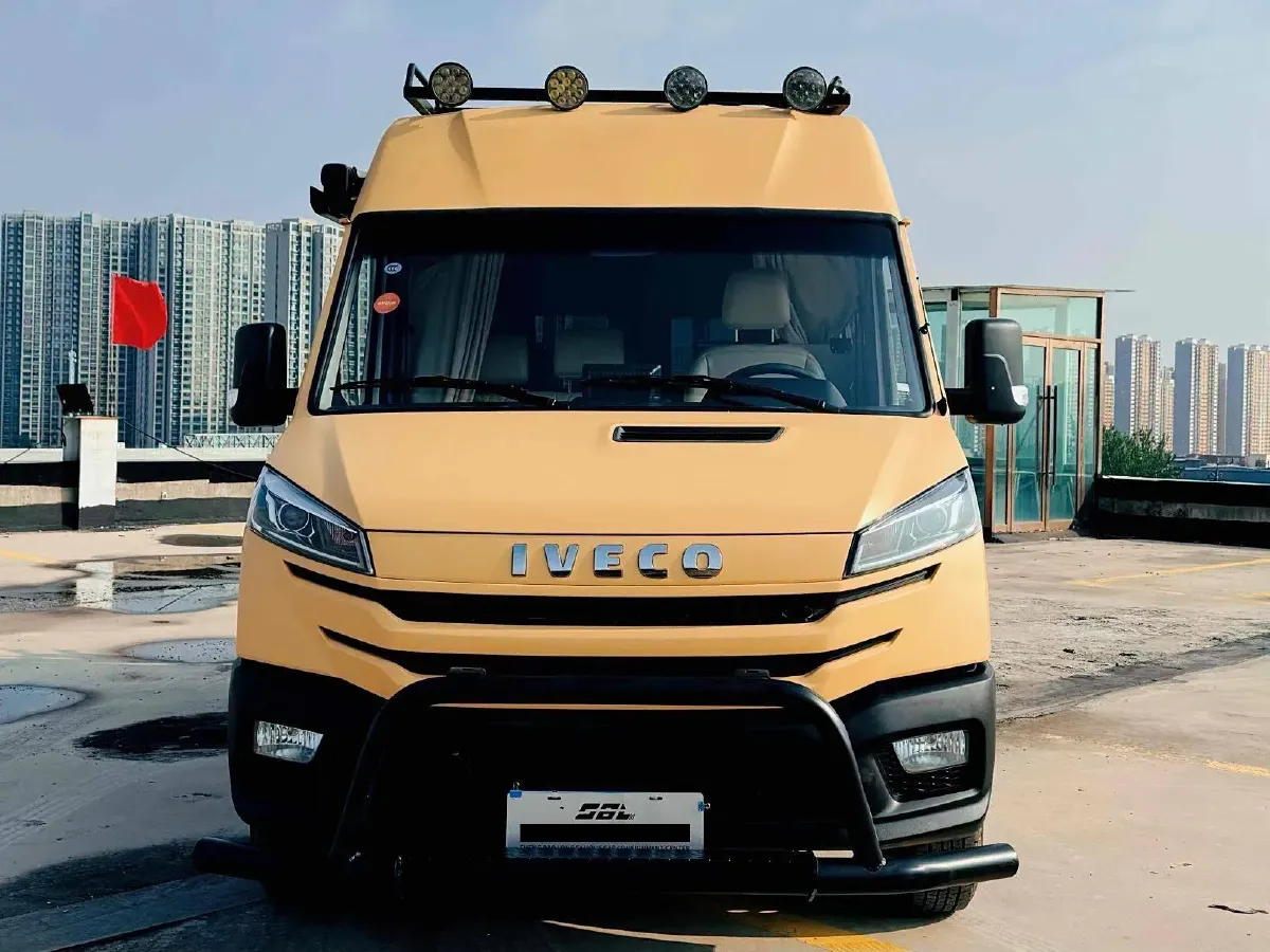 2023 Iveco DeYi 2.5T 122HP L4 6AT,autocango,china used car exporter,china ev exporter,chinese used car exporter,chinese used ev exporter