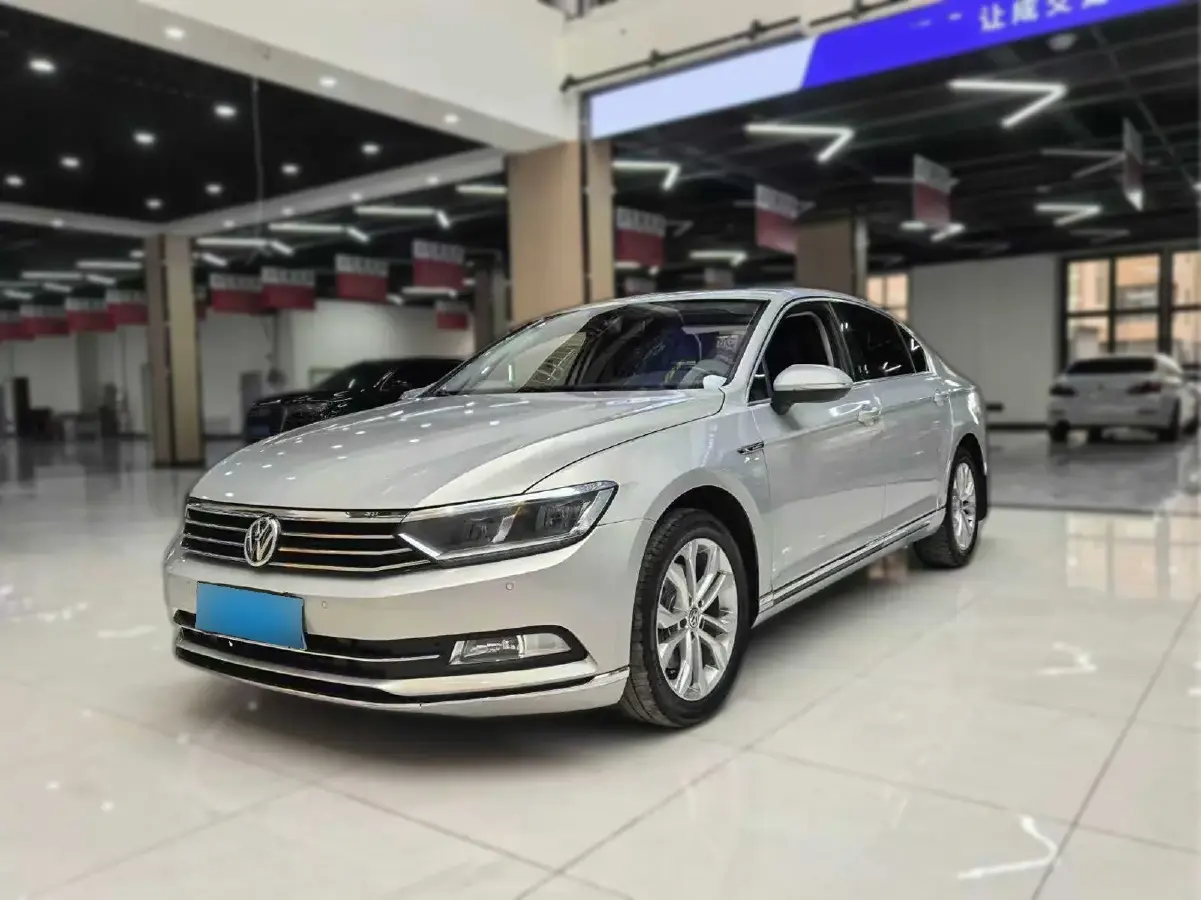 2017 Volkswagen Magotan 1.8T 180HP L4 7DCT