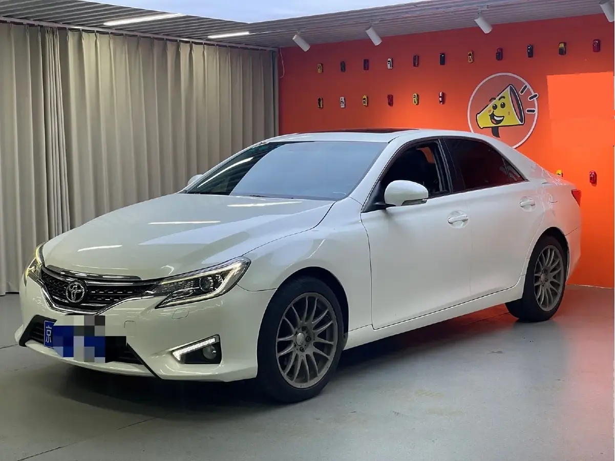 2013 Toyota Reiz 2.5L 193HP V6 6AT