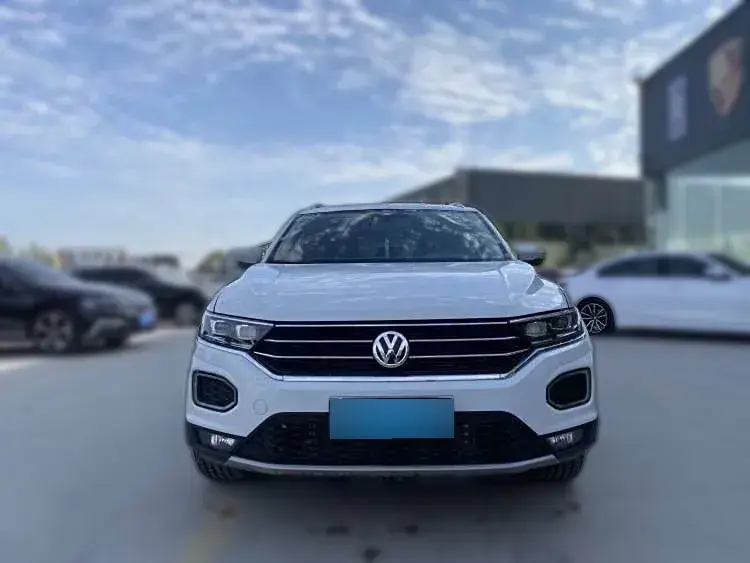 2019 Volkswagen T-Roc 1.4T 150HP L4 7DCT