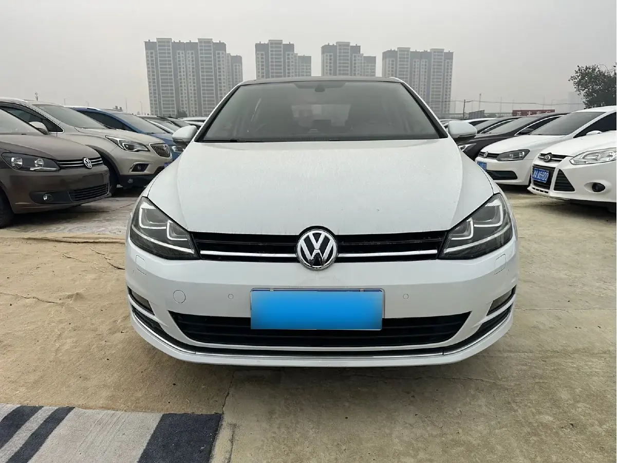 2016 Volkswagen Golf 1.4T 150HP L4 7DCT