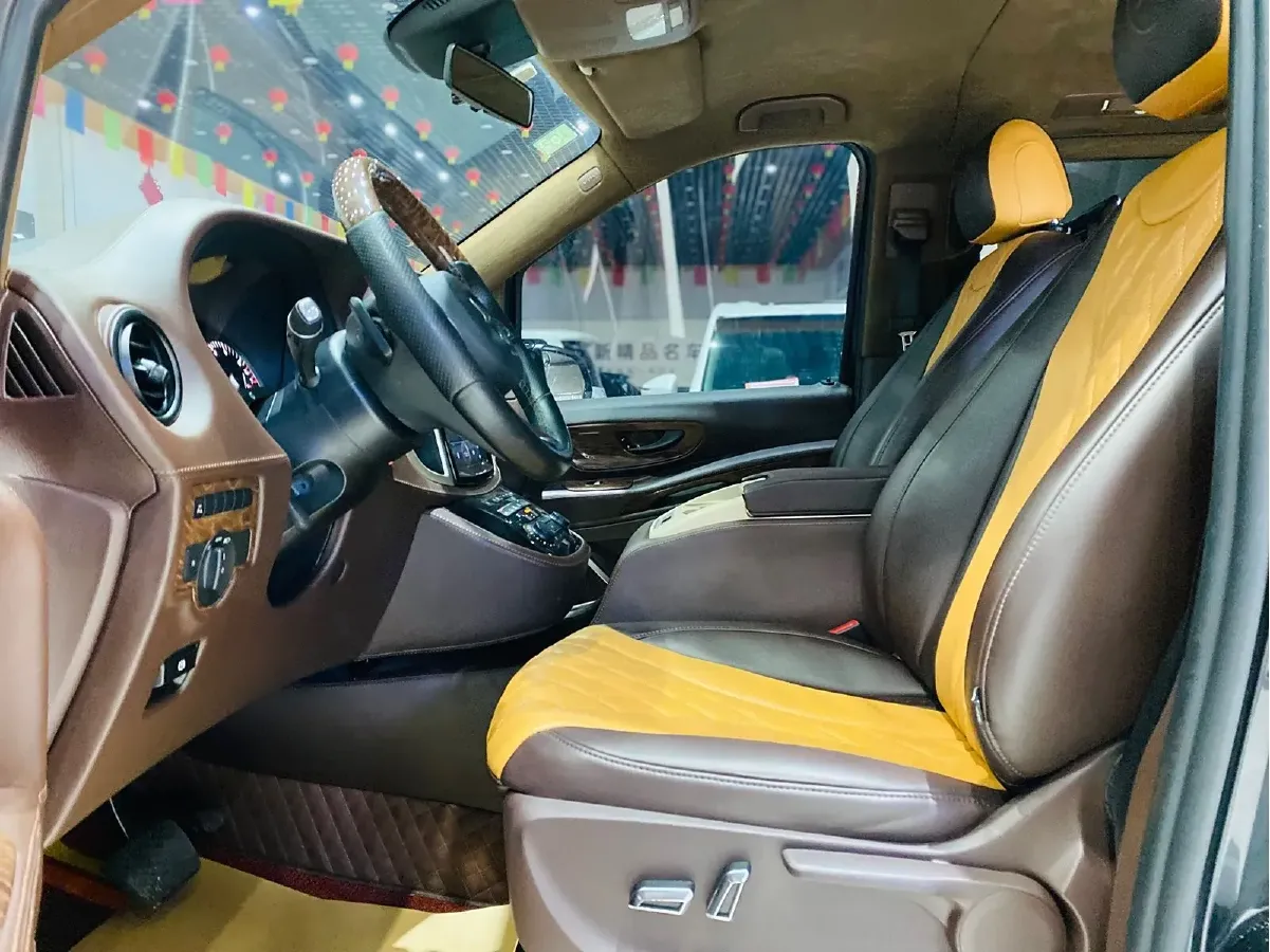 2017 Lorinser Metris MS500 2.0T 211HP L4 7AT,autocango,china used car exporter,china ev exporter,chinese used car exporter,chinese used ev exporter